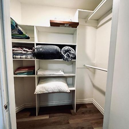 Cozy Private Bed & Bath Near Medical Center, Galleria And Dt Houston Kültér fotó